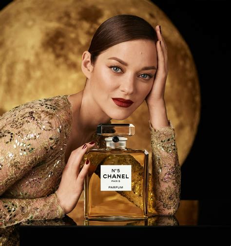 pub chanel numéro 5|chanel no 5.